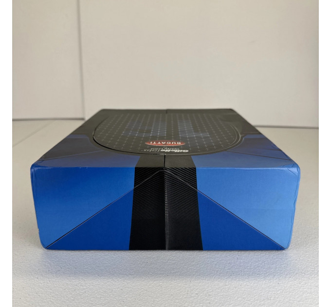 Подарунковий лімітований набір Gillette Bugatti Bugatti heated razor станок для гоління з підігрівом + кейс + машинка + ручка