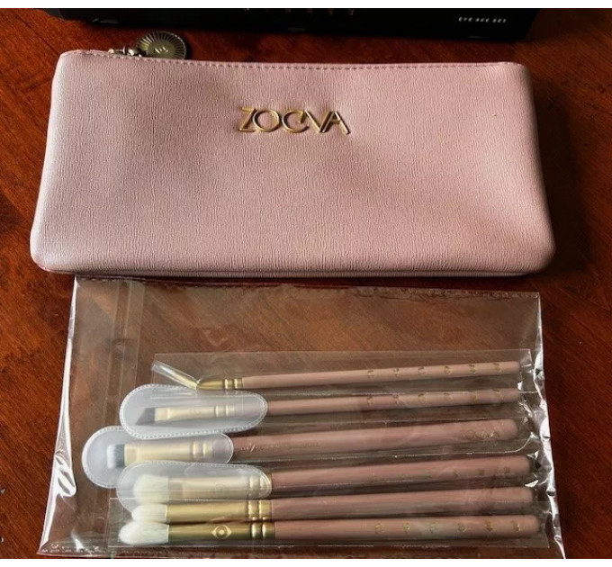 Набір пензликів для макіяжу очей ZOEVA Eye See Vegan Luxe рожевий з клатчем 7 предметів