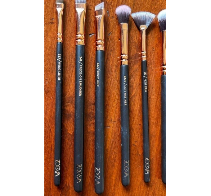 Набір кистей для макіяжу ZOEVA Rose Golden Brush Collection Vol.1 Luxury 9 шт з клатчем