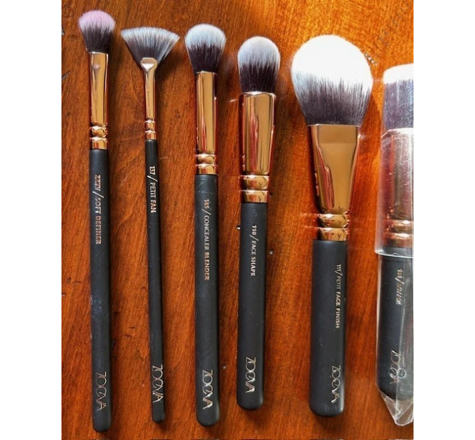 Набір кистей для макіяжу ZOEVA Rose Golden Brush Collection Vol.1 Luxury 9 шт з клатчем