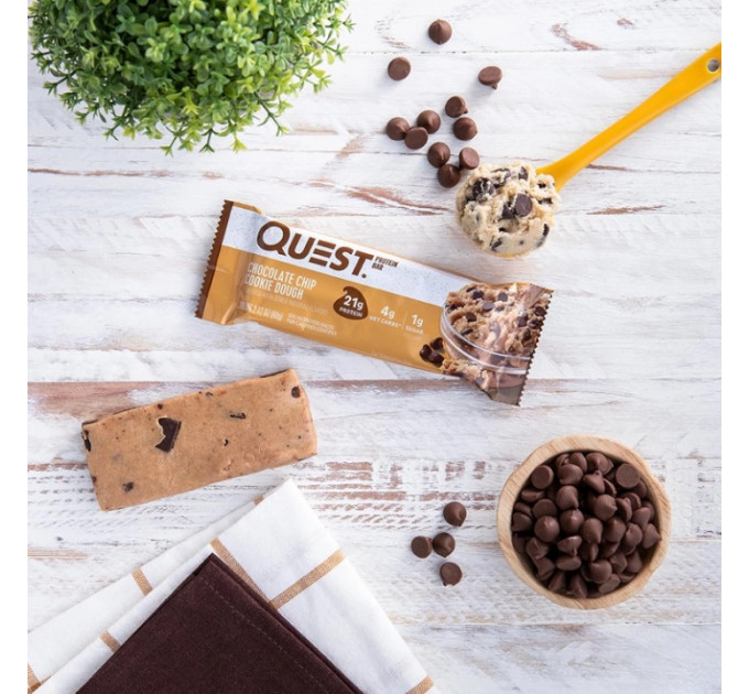 Набор микс вкусов 12 штук батончиков с протеином Quest Nutrition по 60 грамм