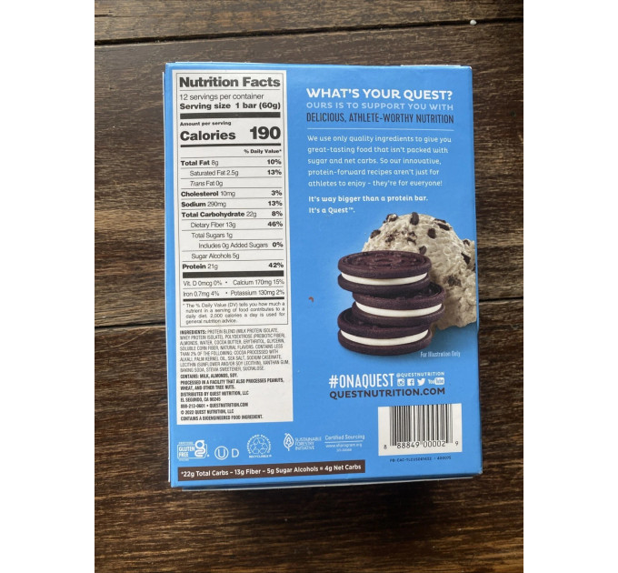 Набор батончиков с протеином Quest Nutrition Cookies & cream вкус печенье-крем 12 шт