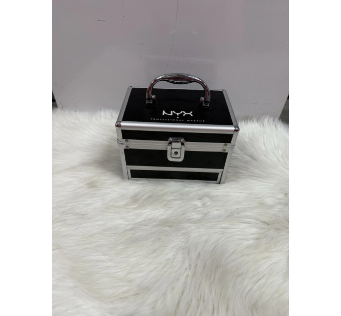 Кейс візажиста NYX Professional Makeup Train 3 Tier (20х15х15 см)