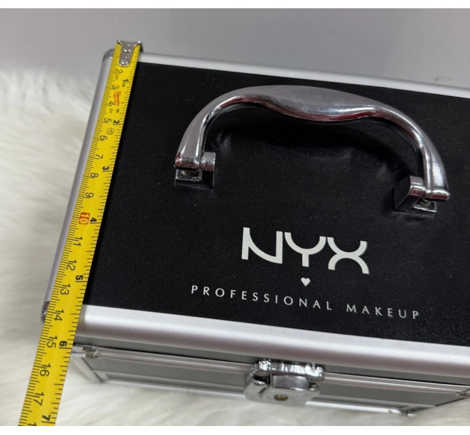 Кейс візажиста NYX Professional Makeup Train 3 Tier (20х15х15 см)