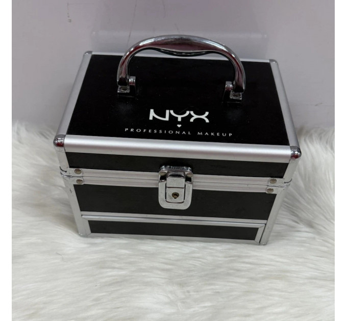 Кейс візажиста NYX Professional Makeup Train 3 Tier (20х15х15 см)