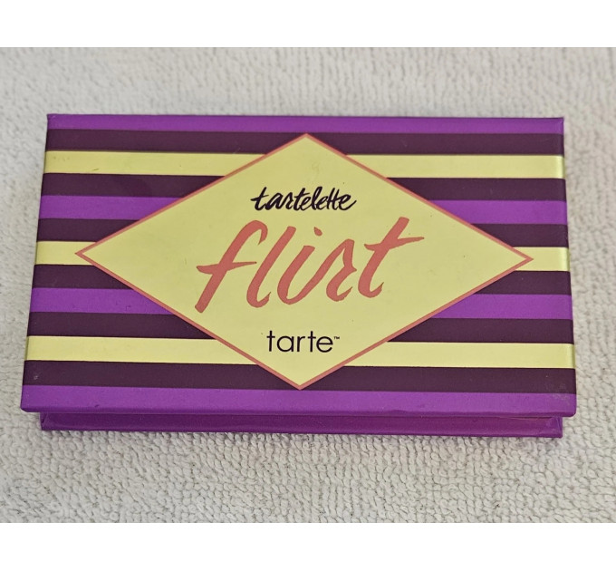 Палітра тіней для повік Tarte Tartelette Flirt Eyeshadow Palette
