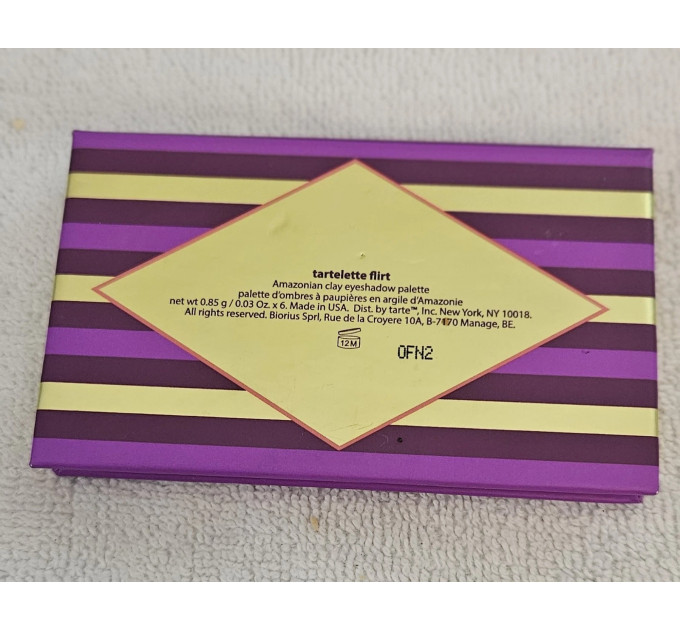 Палітра тіней для повік Tarte Tartelette Flirt Eyeshadow Palette