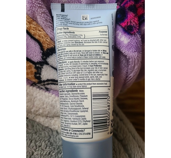 Набір сонцезахисних засобів Neutrogena Ultra Sheer SPF 70 (лосьйон для тіла 88 мл і флюїд для обличчя 40 мл)