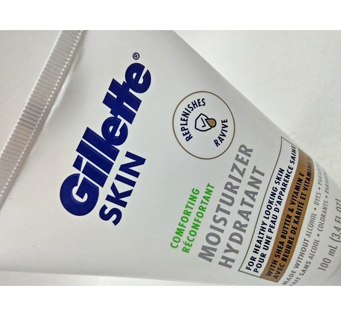 Чоловічий зволожуючий крем для обличчя Gillette SKIN Comforting з маслом ши та вітаміном E 100 мл