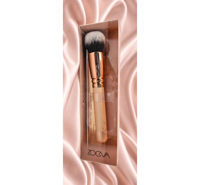 Професійний пензель для нанесення і розтушовування тону ZOEVA 102 Silk Finish Rose Gold