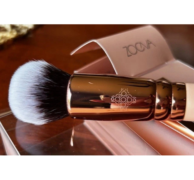 Професійний пензель для нанесення і розтушовування тону ZOEVA 102 Silk Finish Rose Gold
