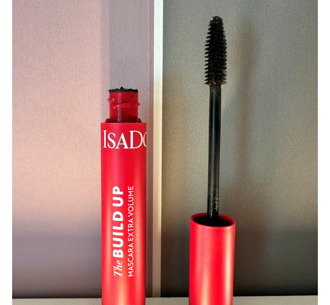 Об'ємна туш для вій IsaDora The Build Up Extra Volume 01 Super Black 10 мл
