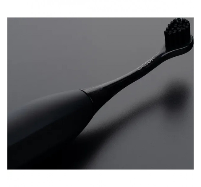 Преміальна швейцарська зубна щітка для відбілювання Curaprox Black is white Hydrosonic з 2 насадками, кейсом і зарядним пристроєм