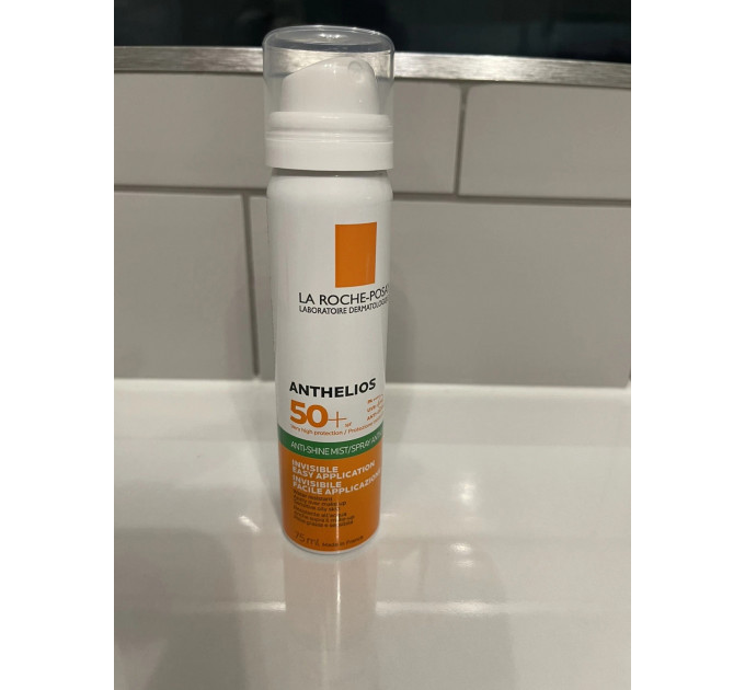 Сонцезахисний матуючий спрей-вуаль для обличчя La Roche-Posay Anthelios Anti-Shine Mist SPF 50+ об'ємом 75 мл