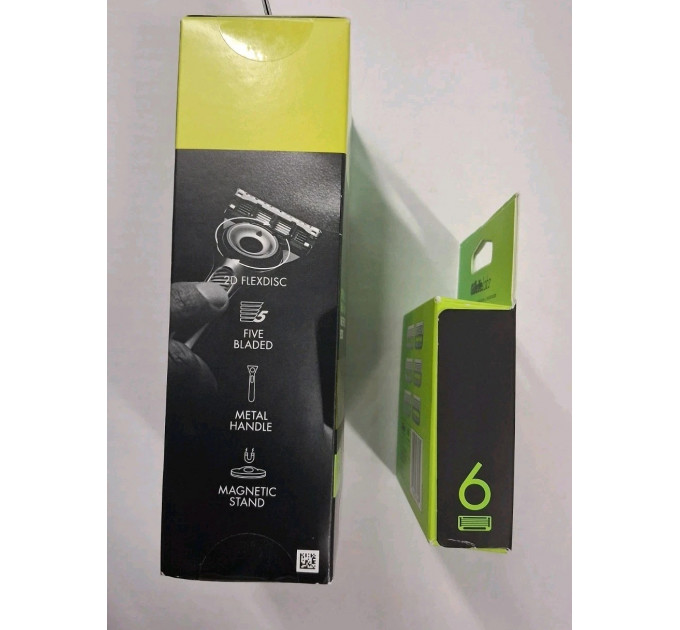 Бритва Gillette Labs Champion Gold Edition з відлущувальною смужкою лімітована серія (1 бритва + 1 магнітна підставка + 7 картриджів)