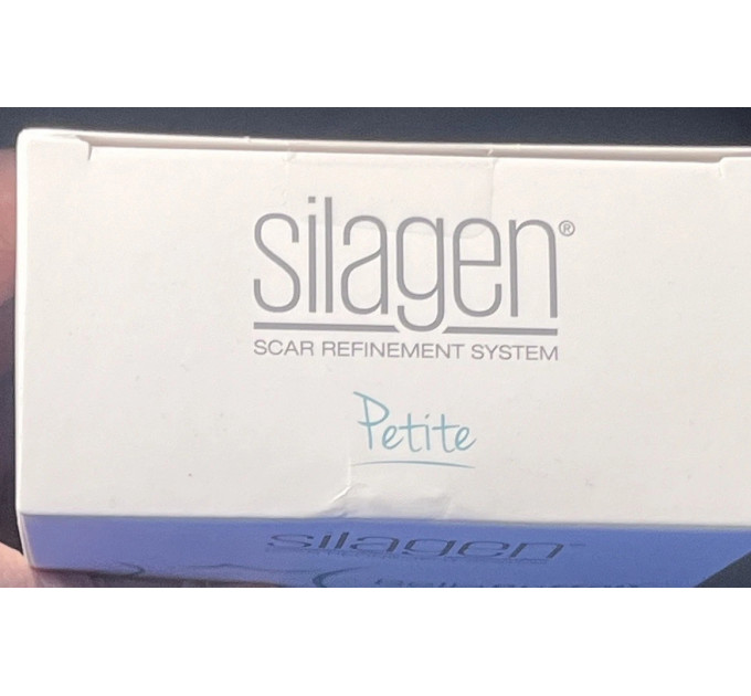 Післяопераційний силіконовий формувач пупка Silagen BellaButton Petite (2 пупкових вкладиші + 2 пінки для догляду по 50 мл + 2 рулони фіксуючої стрічки)