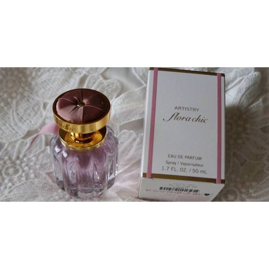 Парфумована вода-спрей Amway Artistry Flora Chic 50 мл купити