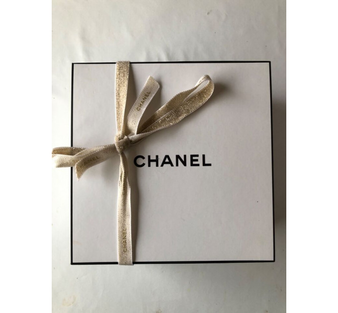 Подарочный набор для мужчин Chanel Bleu de Chanel (Туалетная вода 150 мл, Дезодорант-стик 75 мл, Гель для душа 200 мл, Туалетная вода в дорожном размере 3х20 мл)