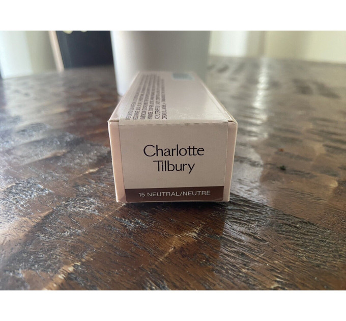 Тональна основа для обличчя Charlotte Tilbury Airbrush Flawless Foundation (30 мл)