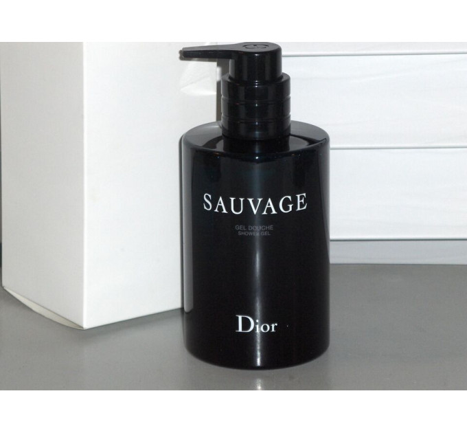 Мужской гель для душа Christian Dior Sauvage (250 мл)