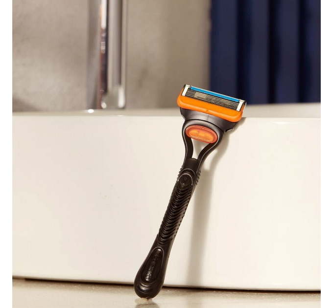 Бритва мужская Gillette Fusion 5 с триммером (1 станок 1 картридж)