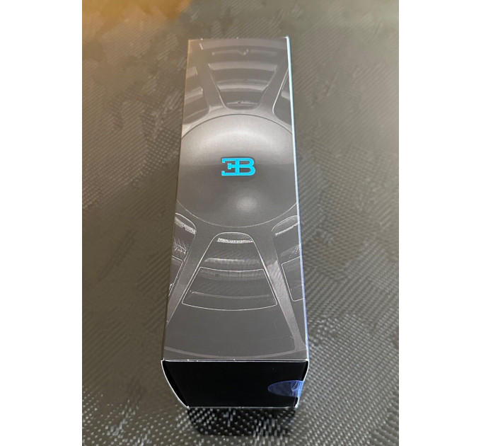 Станок для гоління з підігрівом Gillette Labs Bugatti Limited Edition