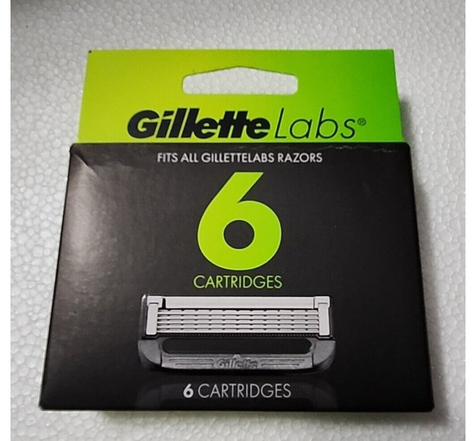 Бритва Gillette Labs с отшелушивающей полоской и с подставкой