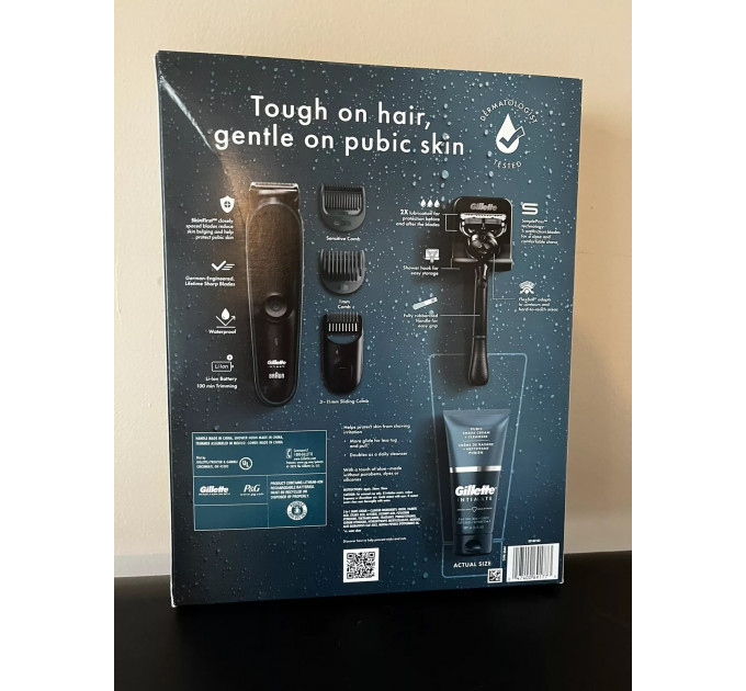 Чоловічий набір для догляду за волоссям інтимних зон Gillette Intimate (тример і бритва з трьома картриджами/підставкою та крем для гоління 177 мл)