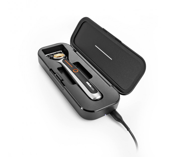 Дорожній футляр для заряджання бритви з підігрівом Gillette Labs