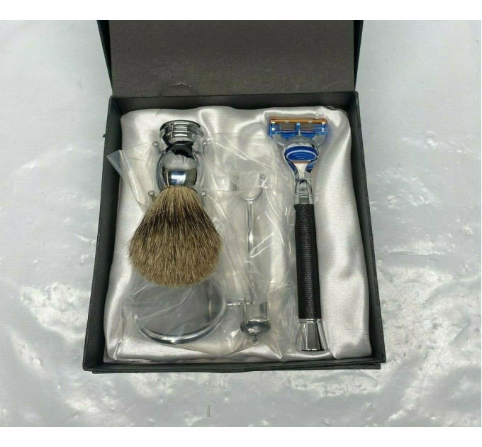 Набір для гоління Razor MD iGRIP Black в подарунковій коробці (бритвенний станок + помазок + підставка)