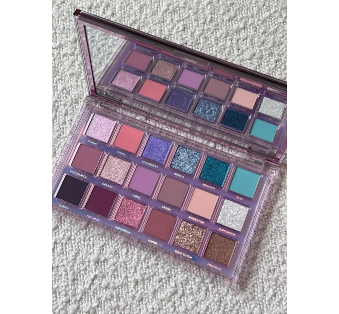 Палетка теней для век Huda Beauty Mercury Retrograde Eyeshadow Palette (18 цветов)