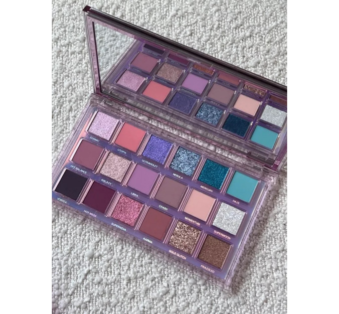 Палетка теней для век Huda Beauty Mercury Retrograde Eyeshadow Palette (18 цветов)
