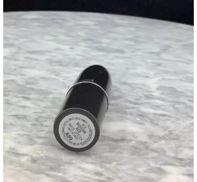 Губна помада MAC Lipstick Russian Red червона 