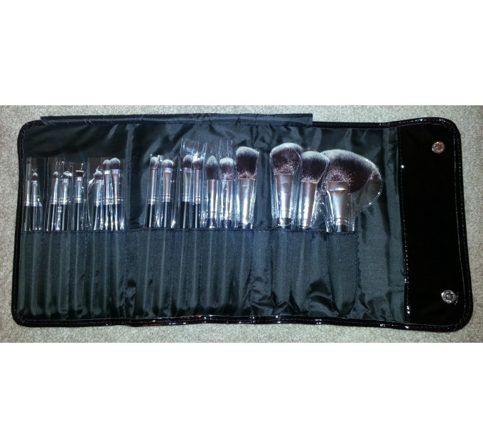 Набір пензлів для макіяжу Morphe 18 Piece Vegan Brush Set 18 шт