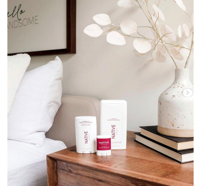 Органічний дезодорант Native Deodorant з ароматом вишні та ванільного макаруна Macaron унісекс 75 гр без алюмінію та без спирту