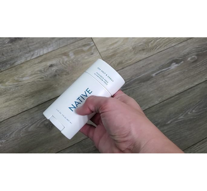 Органічний дезодорант Native Deodorant із запахом морської солі та кедра унісекс 75 гр без алюмінію та без спирту