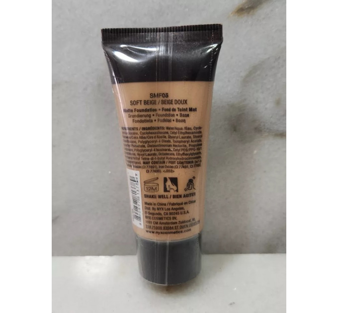 Тональна основа NYX Cosmetics Stay Matte But Not Flat Liquid Foundation (35 мл)