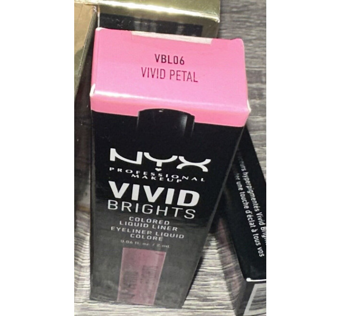 Кольорова підводка для очей NYX Cosmetics VIVID BRIGHTS LINER (2 мл)