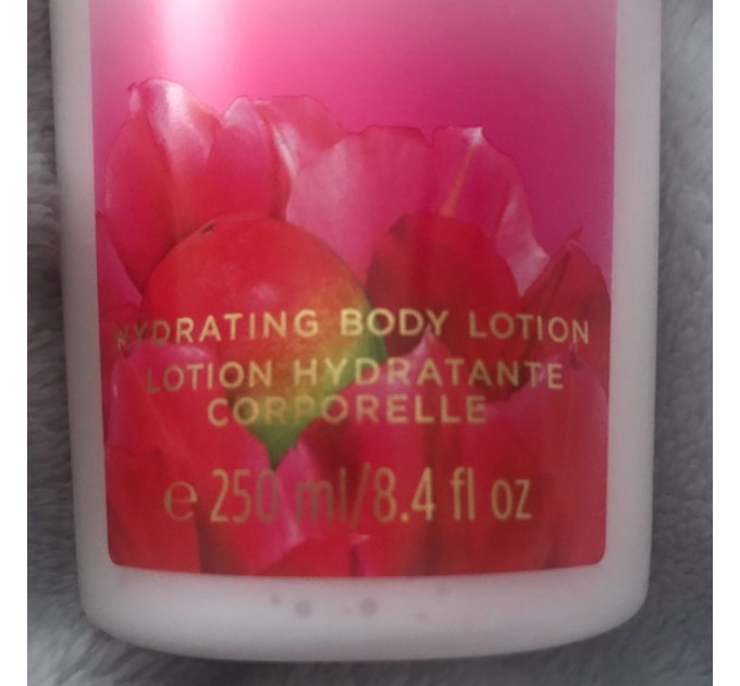 Парфюмированный лосьон для тела Victoria's Secret Mango Temptation Body Lotion 250 мл