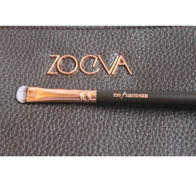 Кисть для теней Zoeva 226 Smudger brush
