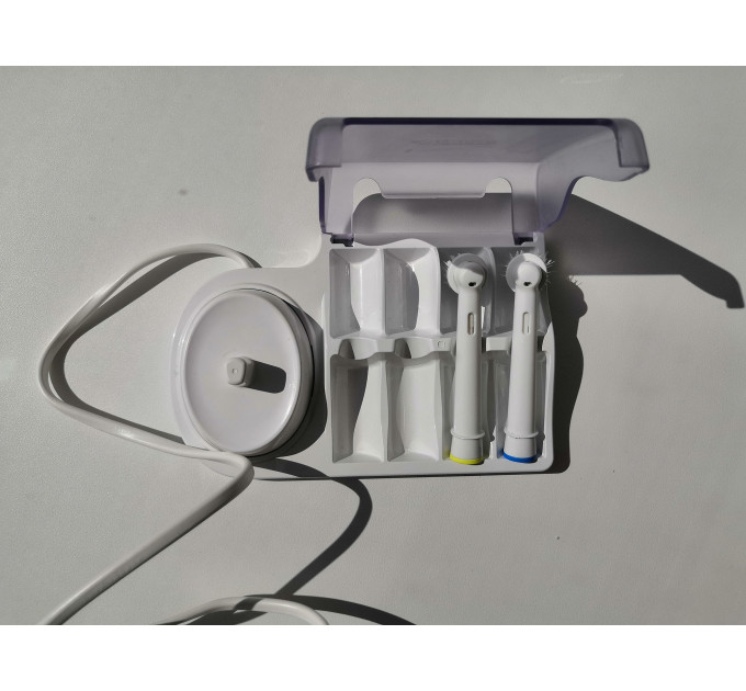 Электрическая зубная щетка Oral B Smart 4 4900 (2 шт)