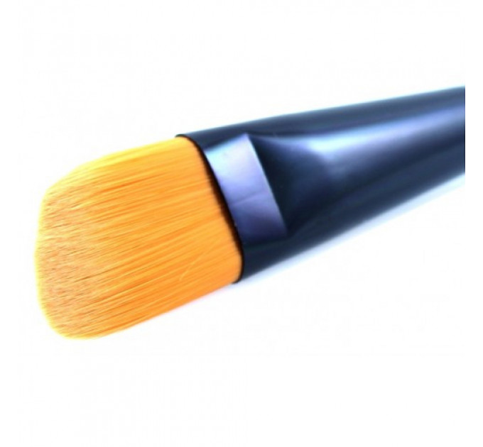 Пензель для макіяжу NYX Cream Blush Brush (B04)