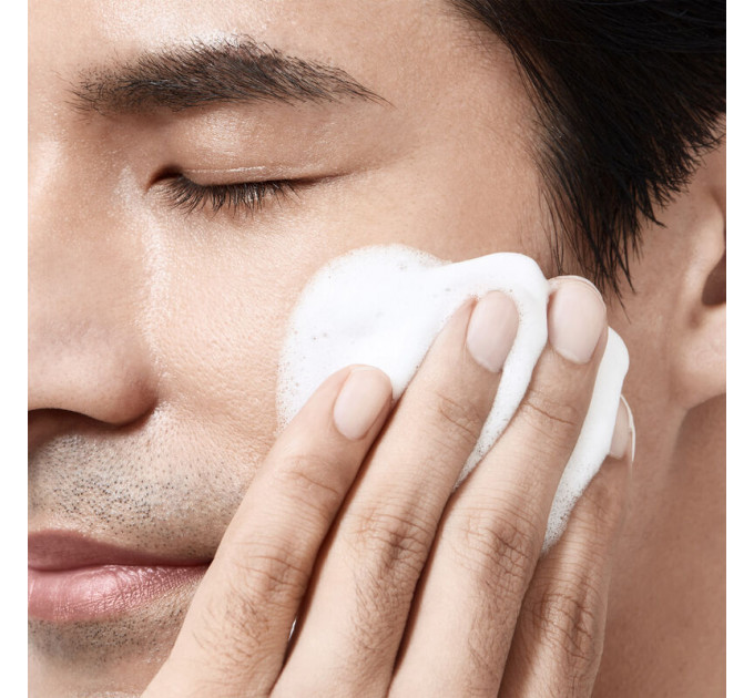 Чоловіча очищаюча пінка для обличчя Shiseido Men 125 мл