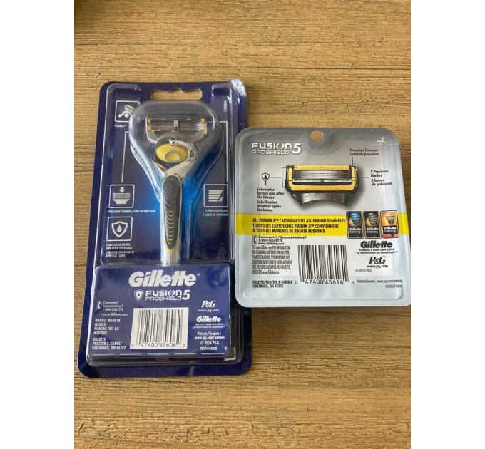 Бритвений набір Gillette Fusion 5 ProShield зі станком і 8 картриджами