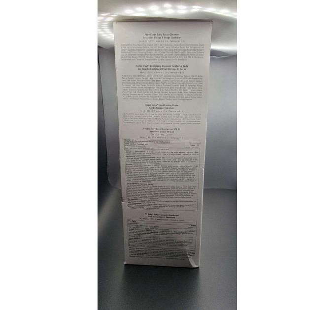 Набір чоловічої косметики Jack Black Travel Kit (гель для вмивання, крем для обличчя, засіб для гоління та дезодорант)